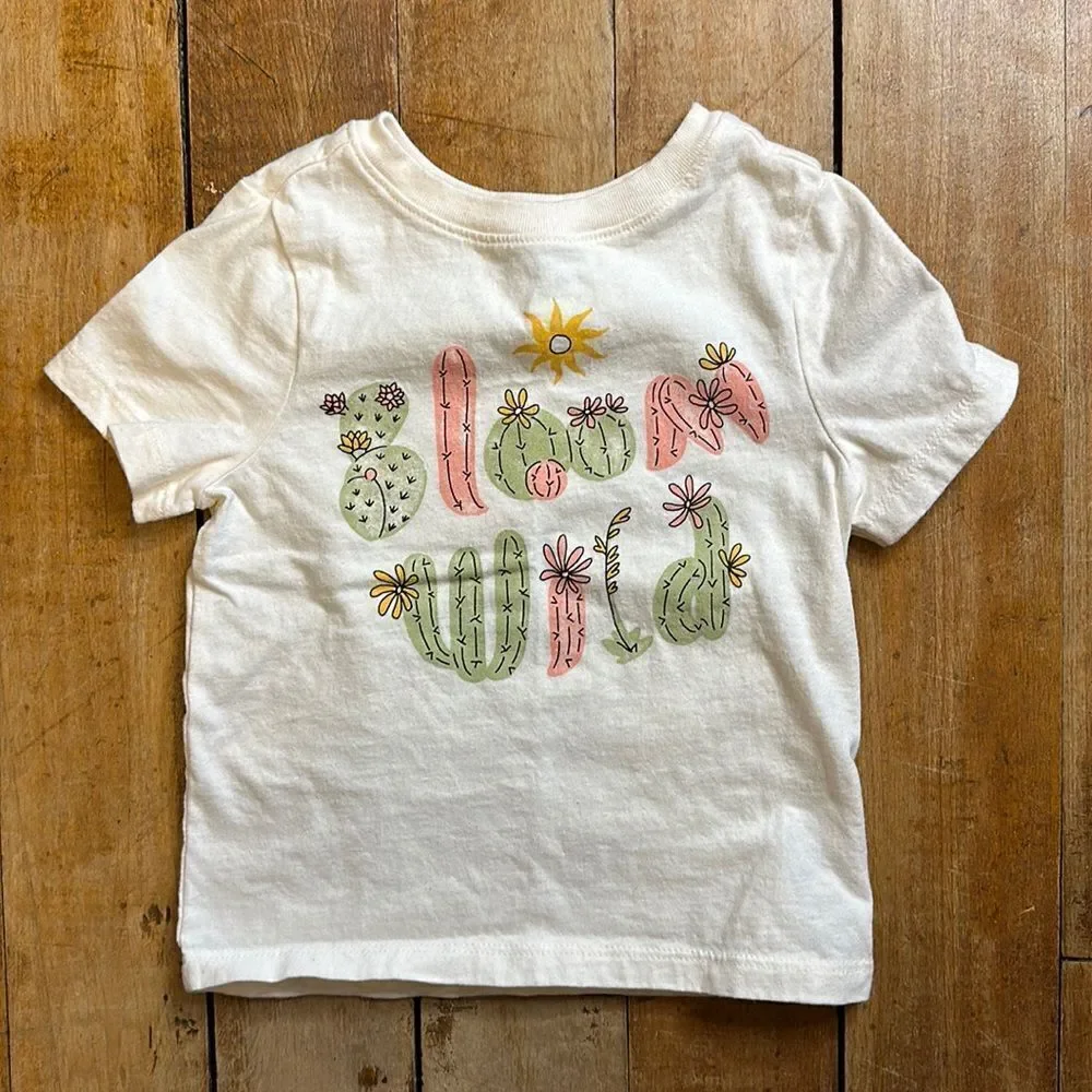 Old Navy shorts sleeve size 18 to 24 months Cream shirt cactus cotton spring